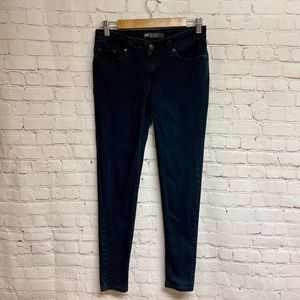 Levi's Women's Dark Blue Skinny Jeans